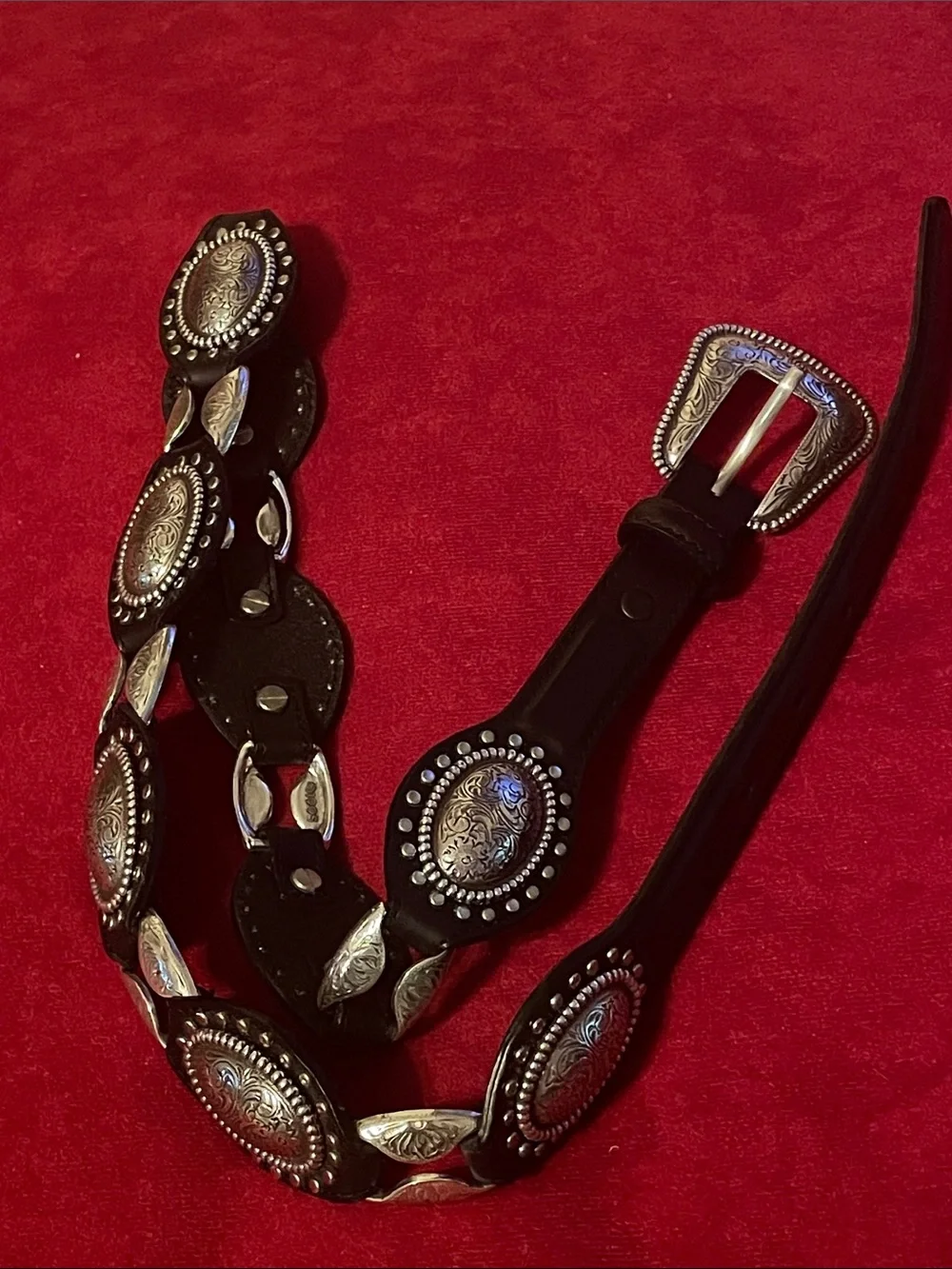 Justin Black Leather Concho Western Belt Size 34 USA Vintage 1995 927BK